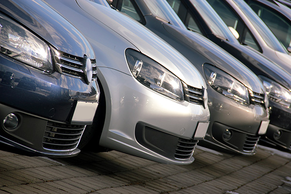 Synthetic vs. Conventional Oil for Audi and VW: What’s the Difference?