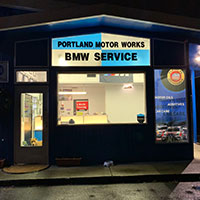 BMW Service garage